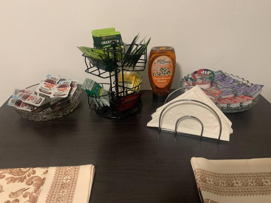Comfy And Chic Boston Apartment! Free Parking エクステリア 写真
