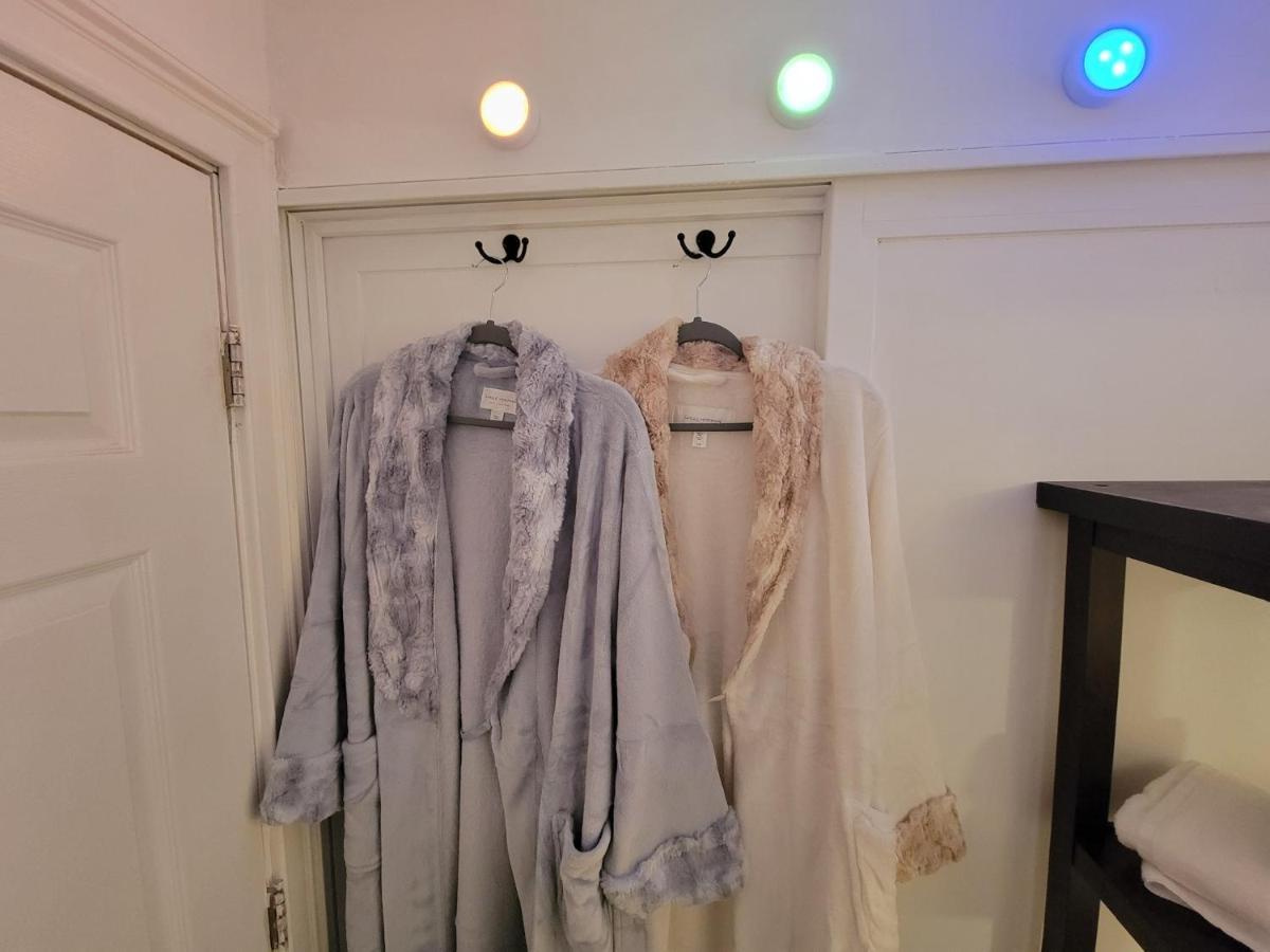 Comfy And Chic Boston Apartment! Free Parking エクステリア 写真