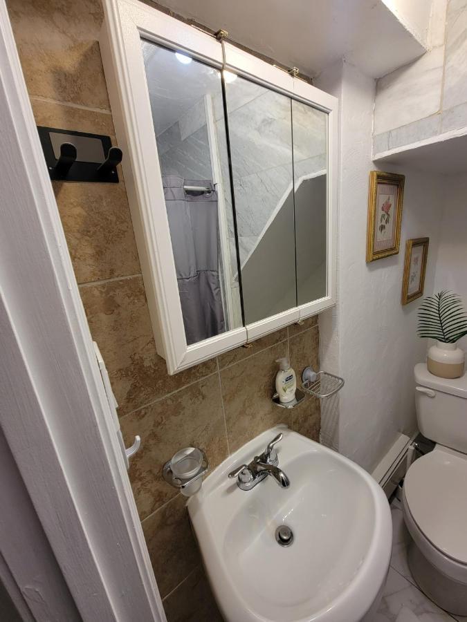Comfy And Chic Boston Apartment! Free Parking エクステリア 写真