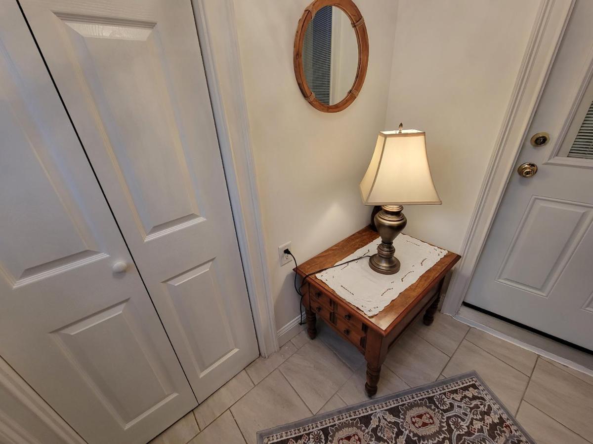 Comfy And Chic Boston Apartment! Free Parking エクステリア 写真