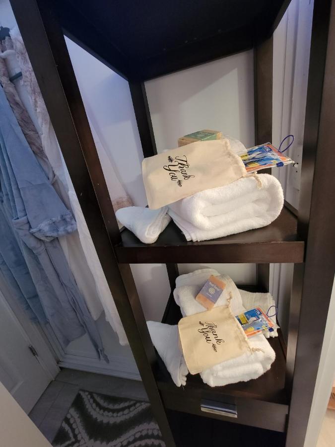 Comfy And Chic Boston Apartment! Free Parking エクステリア 写真