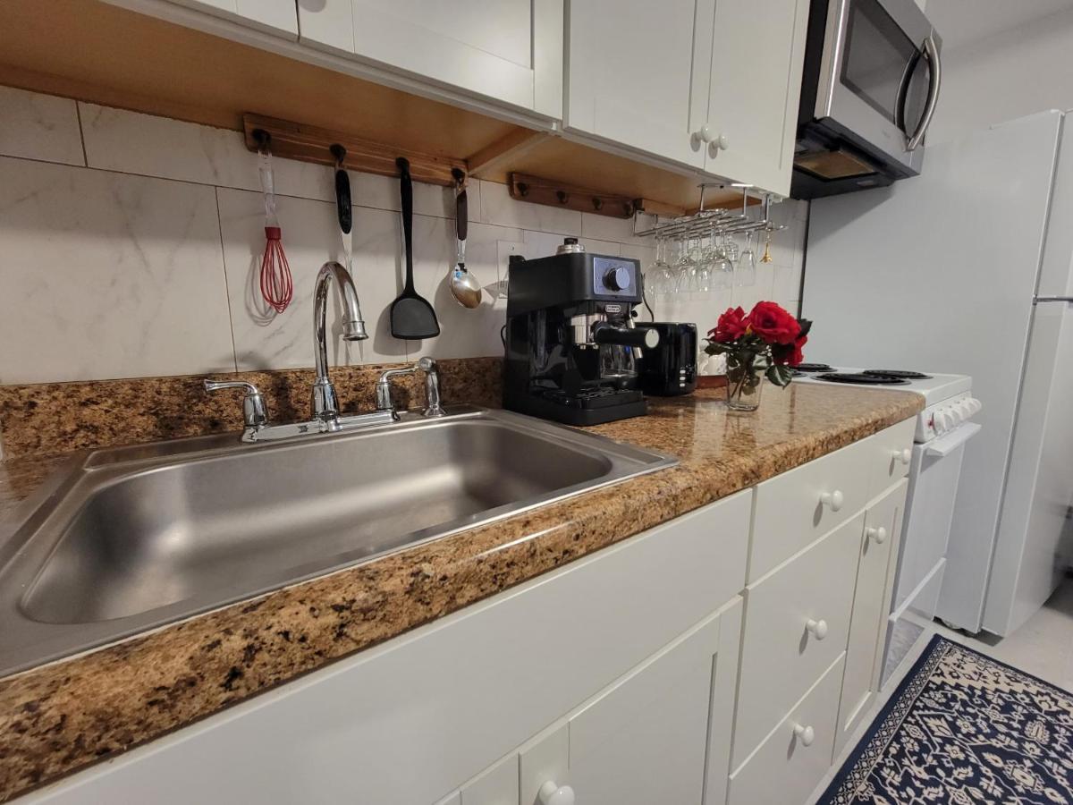 Comfy And Chic Boston Apartment! Free Parking エクステリア 写真