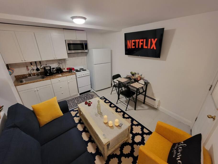 Comfy And Chic Boston Apartment! Free Parking エクステリア 写真